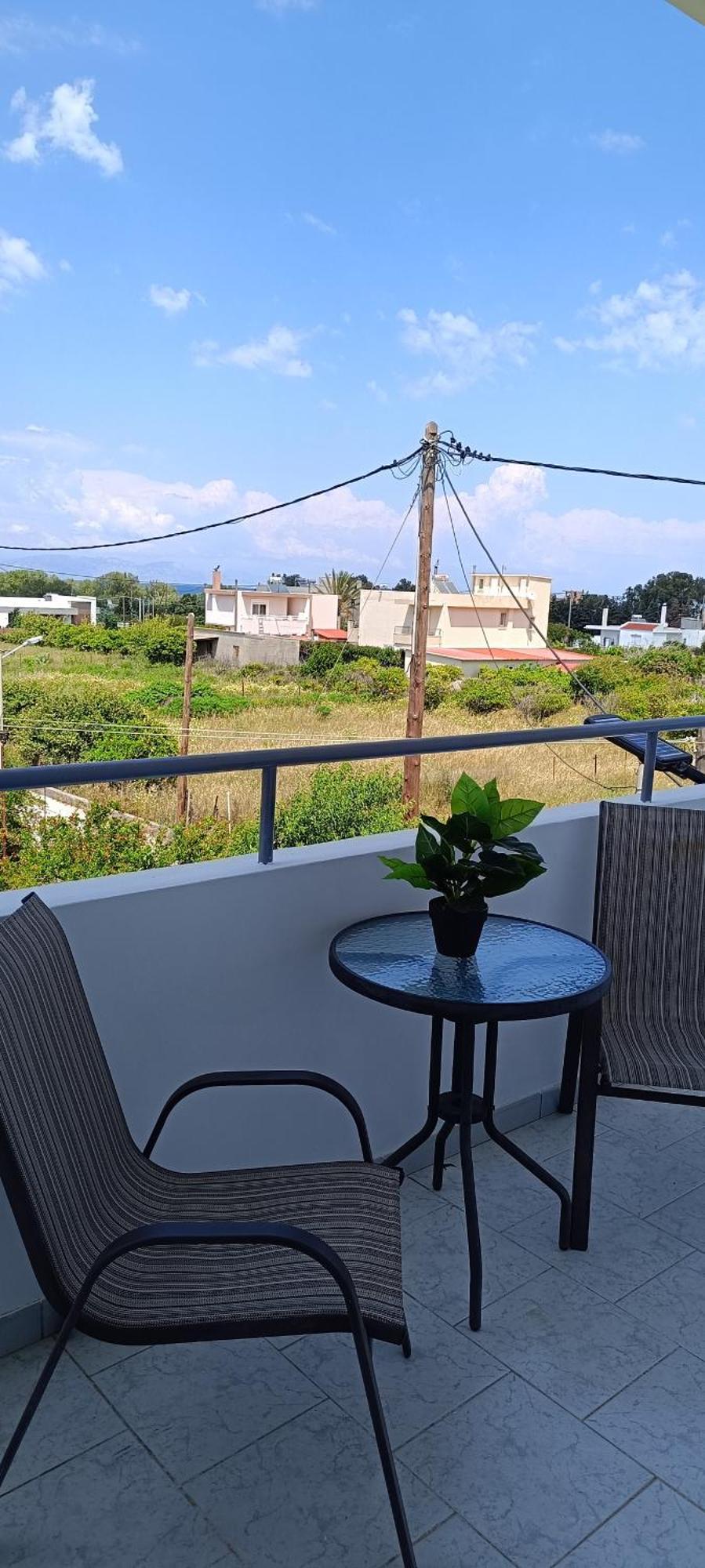 Pyrgos Hotel Apartments Кремасти Экстерьер фото