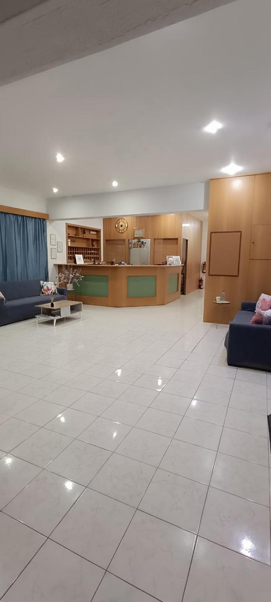 Pyrgos Hotel Apartments Кремасти Экстерьер фото