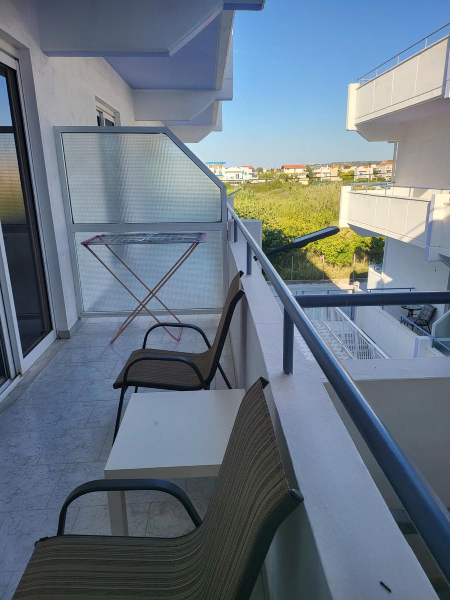 Pyrgos Hotel Apartments Кремасти Экстерьер фото
