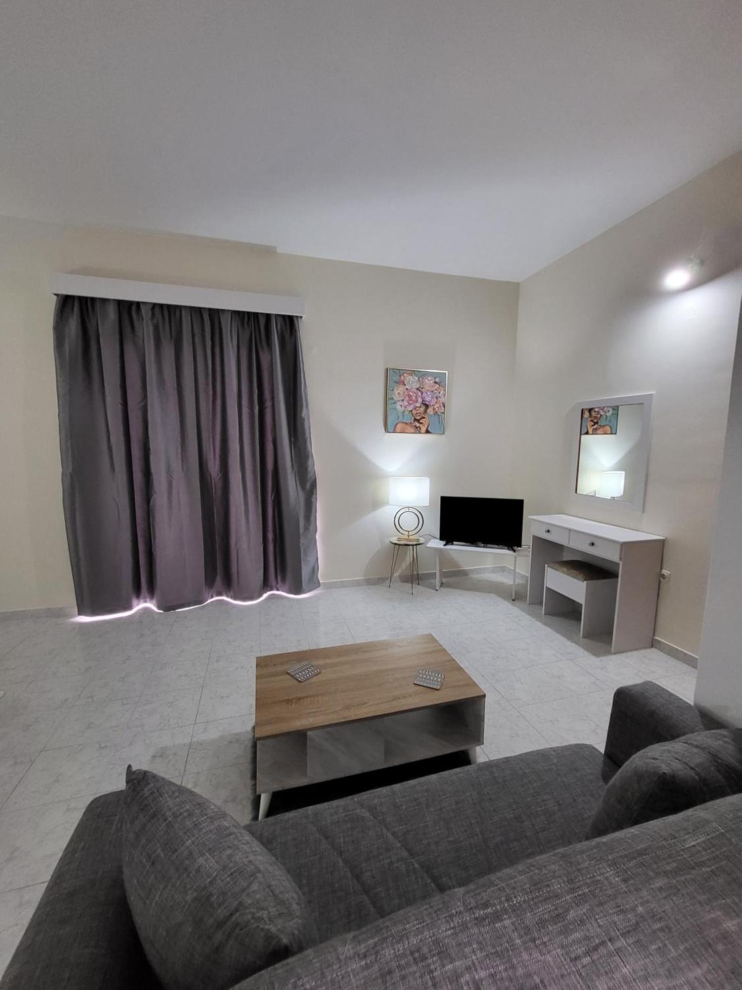 Pyrgos Hotel Apartments Кремасти Экстерьер фото