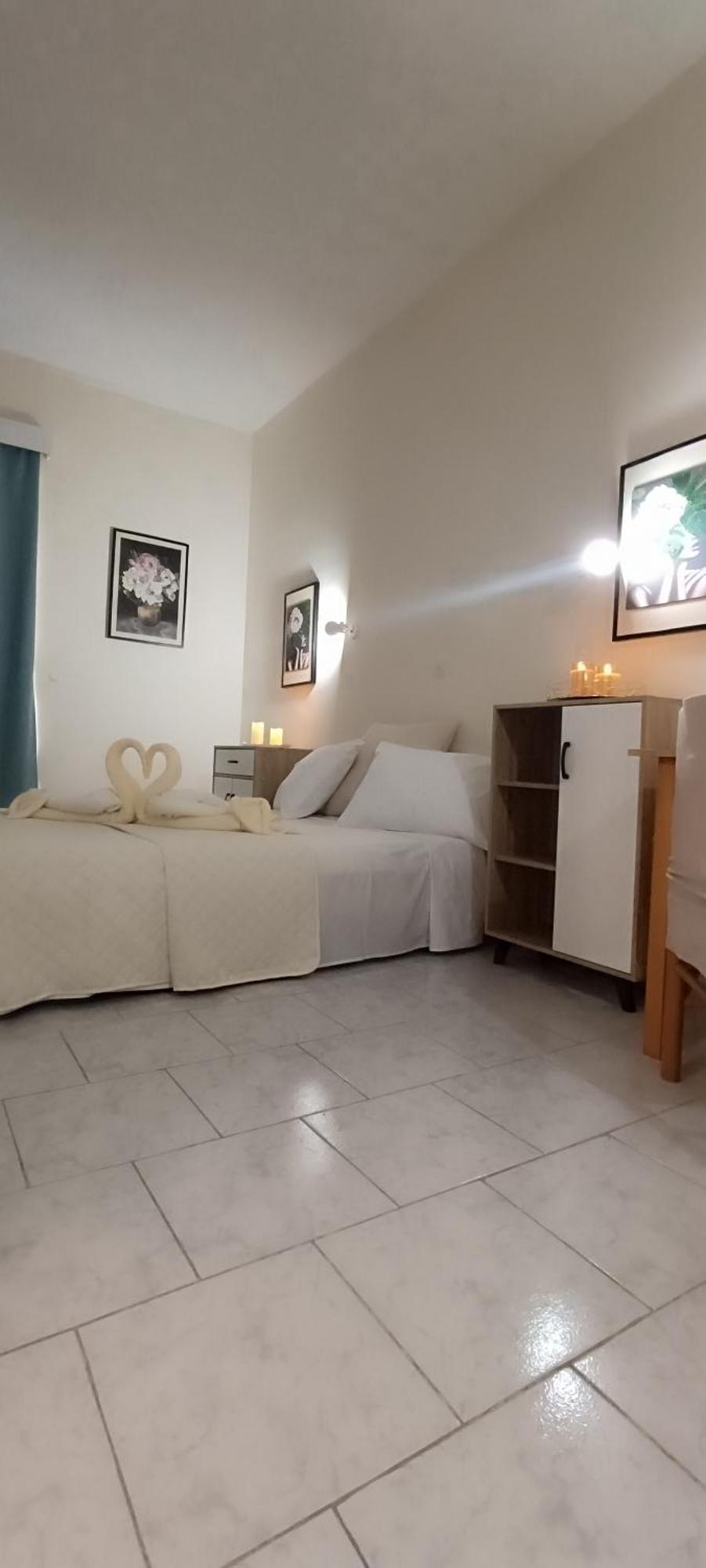 Pyrgos Hotel Apartments Кремасти Экстерьер фото