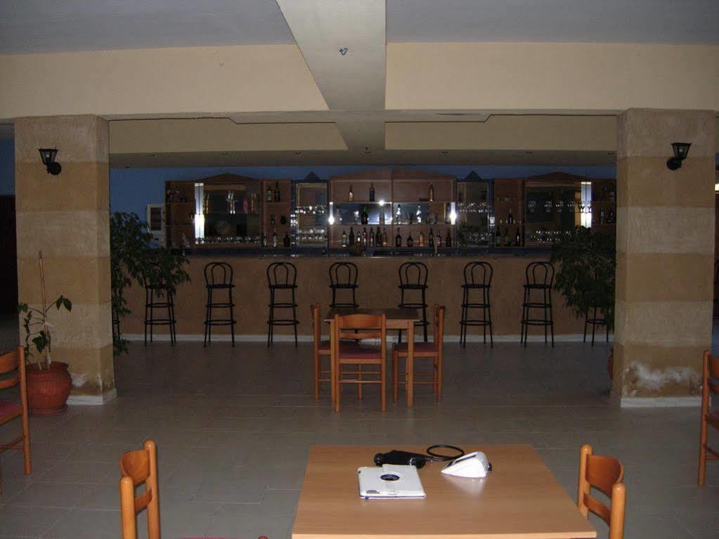 Pyrgos Hotel Apartments Кремасти Экстерьер фото